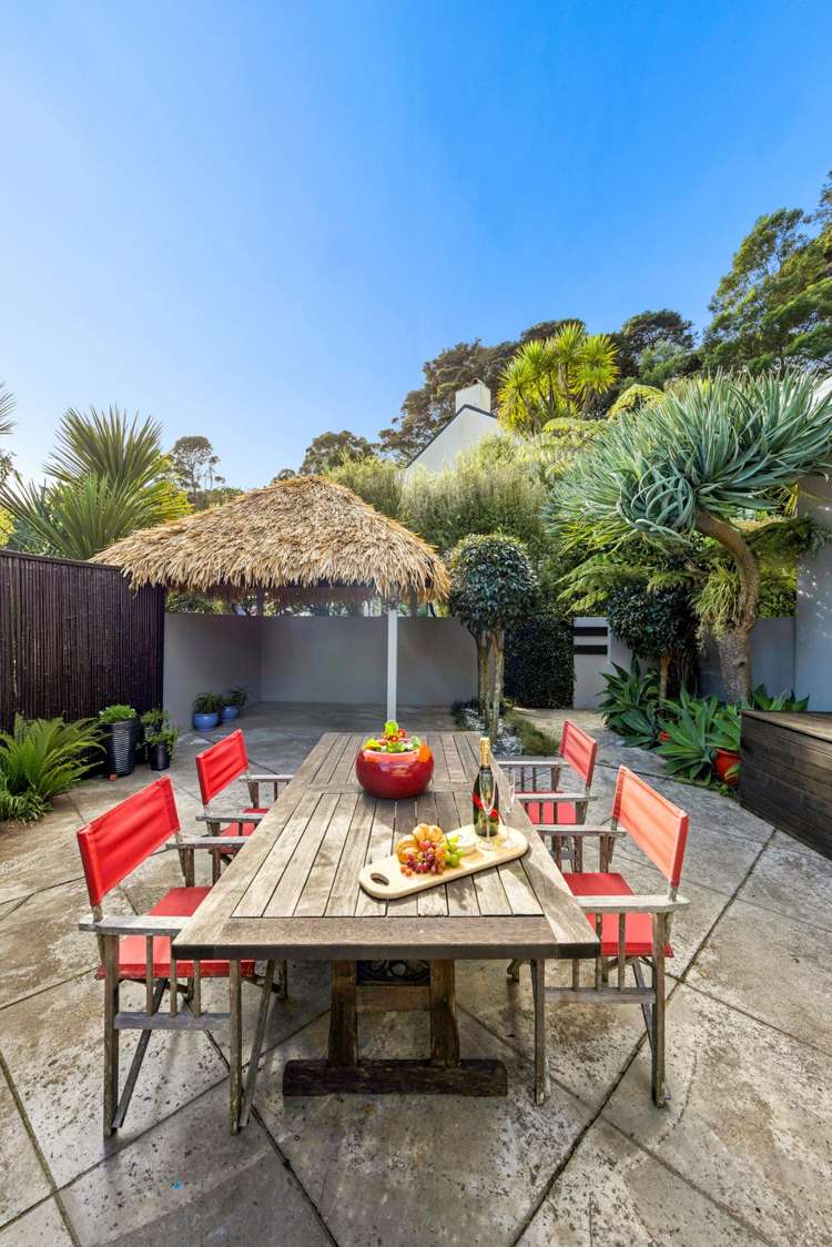 25 Woodfern Crescent Titirangi_28