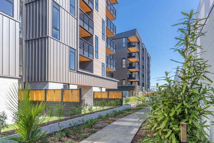 4/11 Spring Street_1