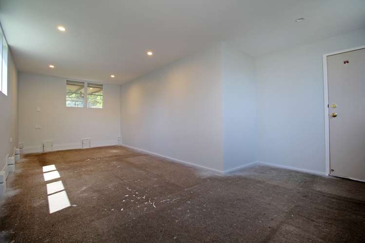 130 Mahia Road Wattle Downs_14