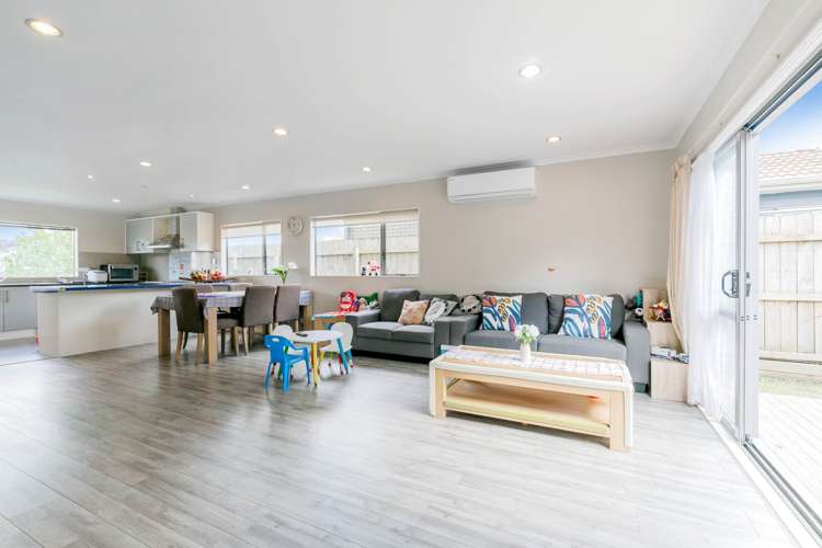 5 Lincoln Garden Close Henderson_6