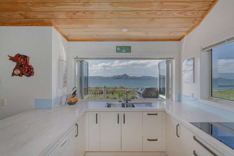 85 Captain Cook Road Cooks Beach_2