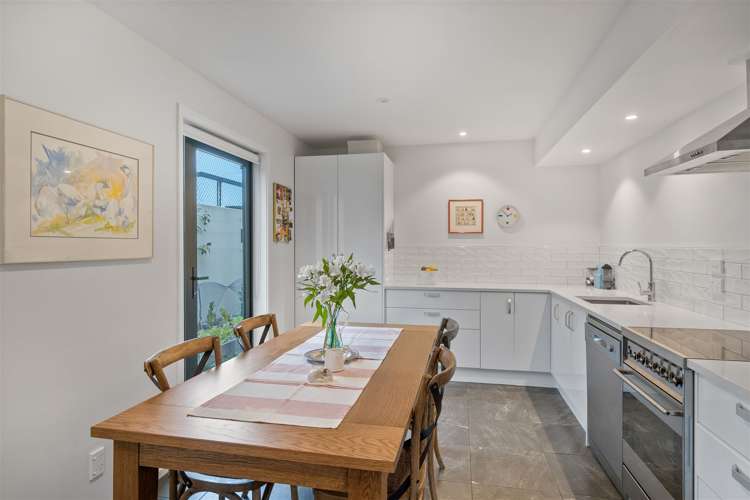 1/124 Leinster Road Merivale_5