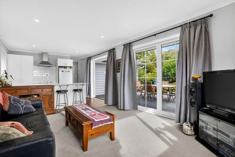 20 & 20A Brian Crescent Stanmore Bay_31