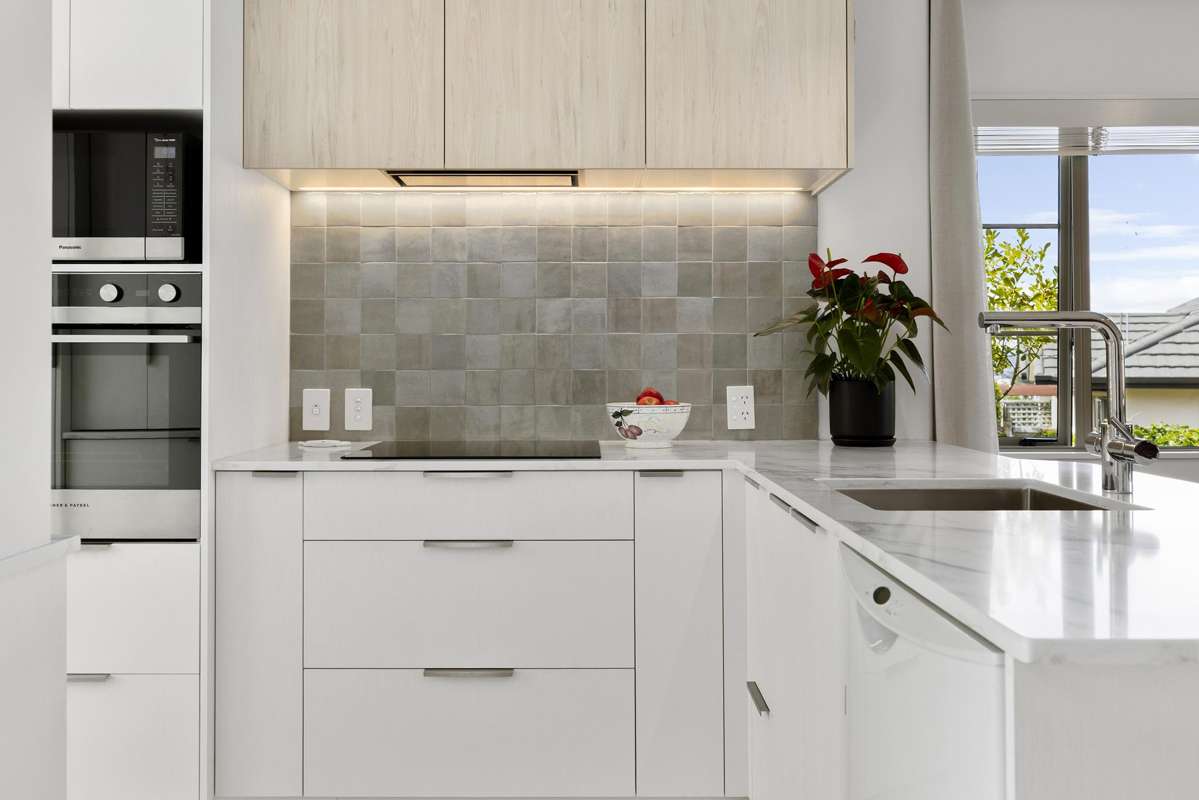 18 Lakeridge Close_2