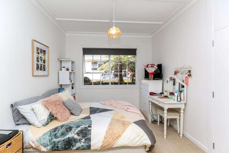 266 Tukapa Street Hurdon_11