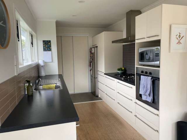 94 Tiraumea Drive Pakuranga_2