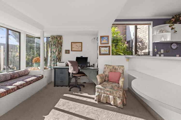 8 Bishops Close Greenmeadows_6