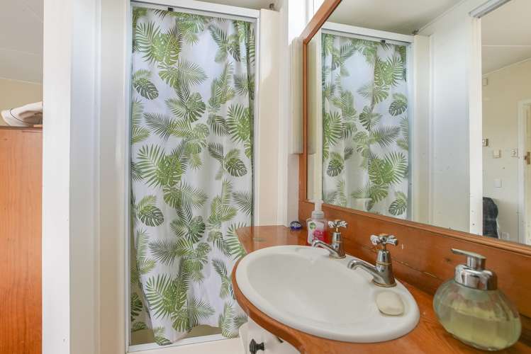 14 Kowhai Grove Raumati Beach_9