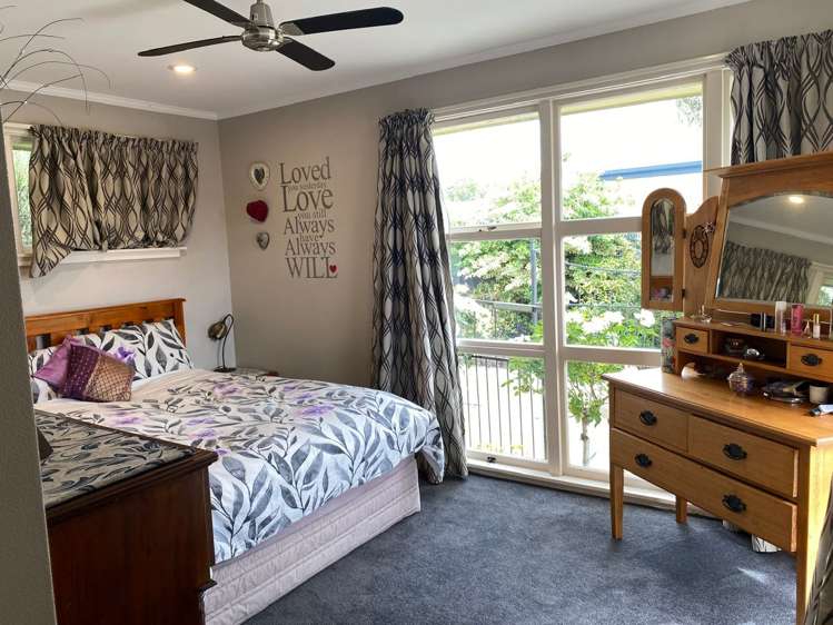 32 Churchill Avenue Allenton_7