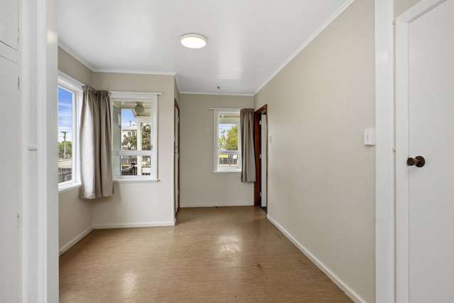 141 Hampshire Street Aranui_4