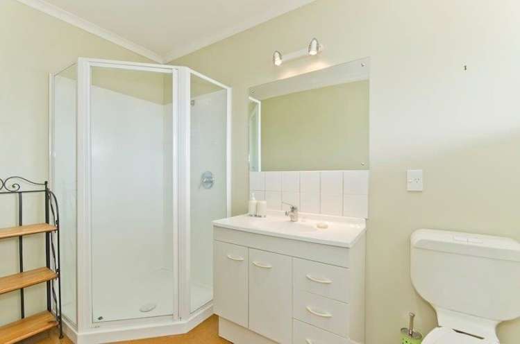 18 Fidelis Avenue Snells Beach_5