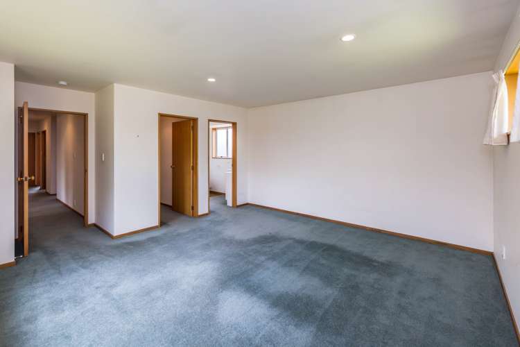 53 Rempstone Drive Halswell_11