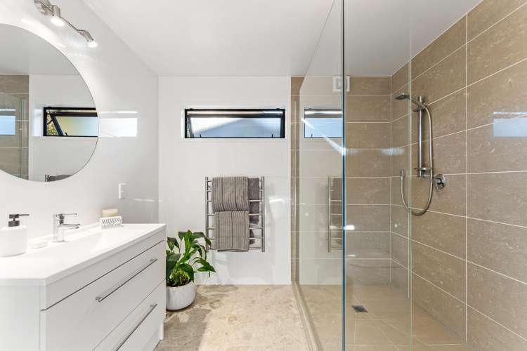 13 Harbour View Road Point Wells_9