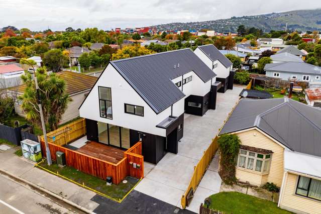 Ready to Move-In - only unit 3 is available now !