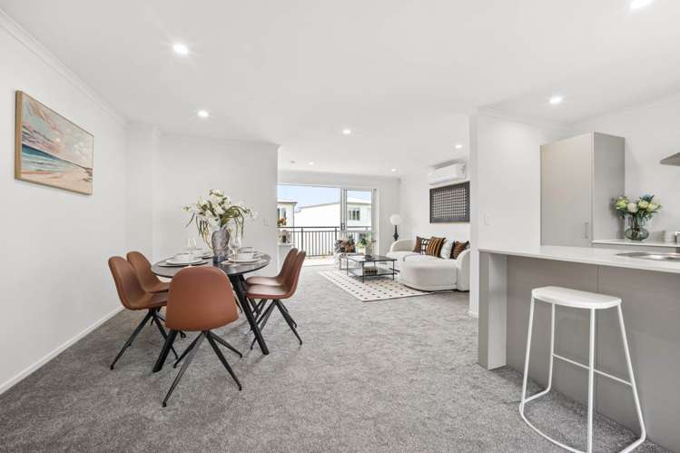 34 Fernly Rise Flat Bush_11