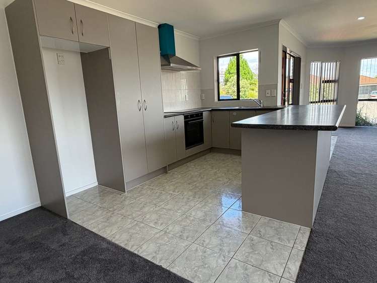 12 Keri Vista Rise Papakura_2