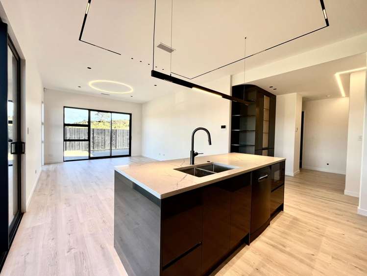 61 Huanui Drive Orewa_2