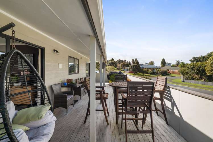 11 Pohutukawa Drive Athenree_14