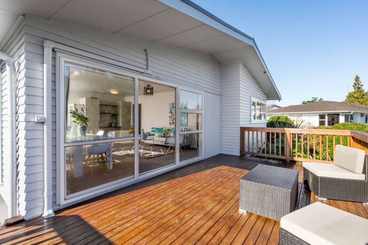 74 Gloria Avenue Te Atatu Peninsula_10