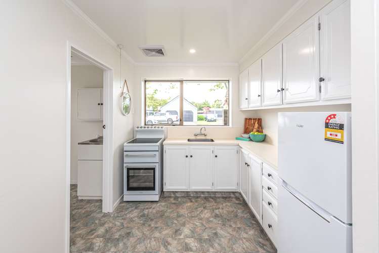 2 Parkes Avenue Saint Johns Hill_4