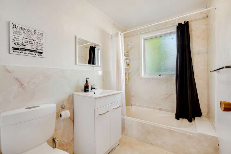 1/5 Balmerino Avenue Red Hill_5