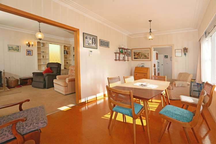 69 Tirimoana Road Te Atatu South_8