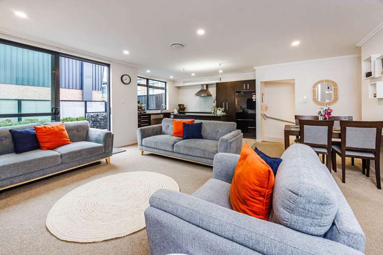 21-182 Flat Bush School Road_3