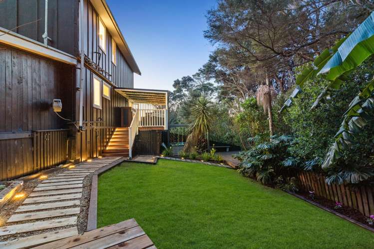 2/15 Lynn Road Bayview_12