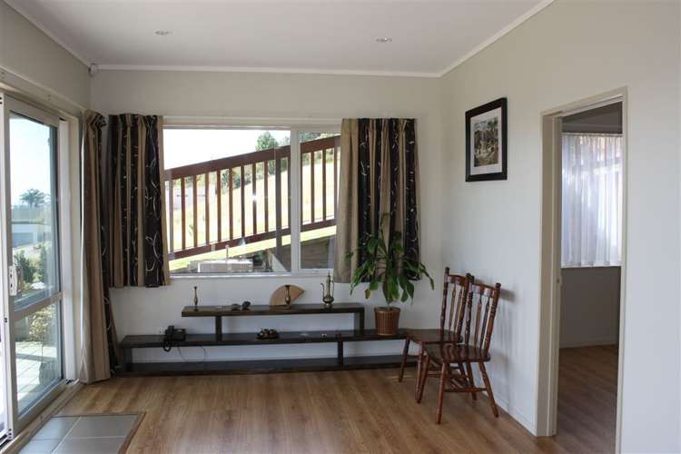 40 Panorama Parade Pauanui_12