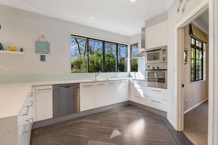 12A Hobbs Road Matakatia_9