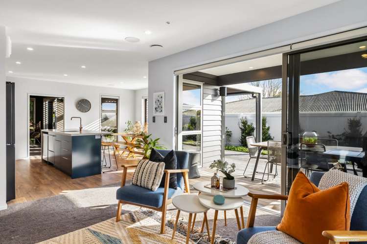 312 Upper Queen Street Pukekohe_6