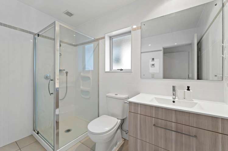 38B Tauoma Crescent Stonefields_16