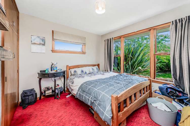 5669 West Coast Road Springfield_18