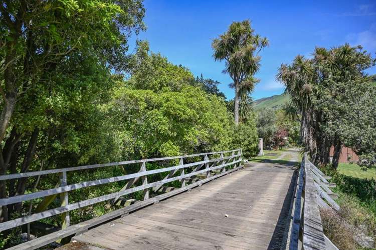 7 Factory Road Little Akaloa_4