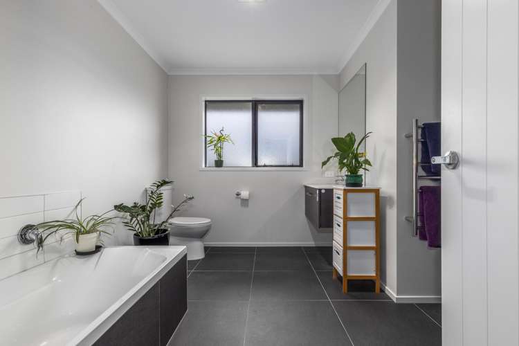 28 Mooring Close Whitby_17