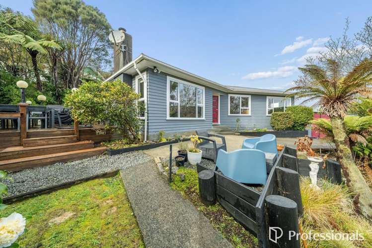 37 Petrie Street Wainuiomata_22