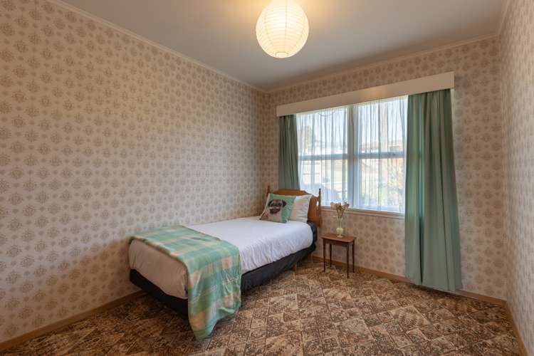 25 Maitland Avenue Stoke_6