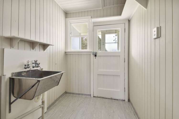 62 Hollyford Avenue Bryndwr_11