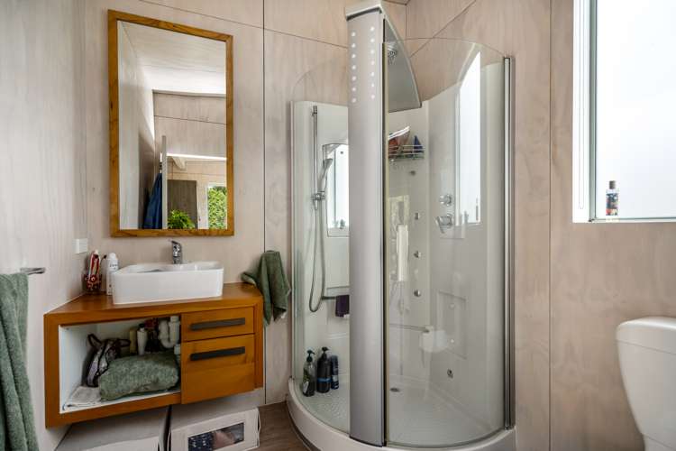 23 Grahamtown Road Onerahi_34