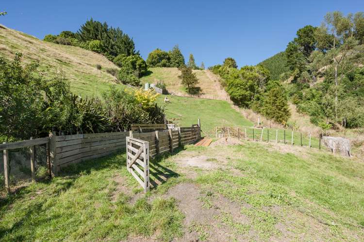 442 Church Valley Road Wakefield_21