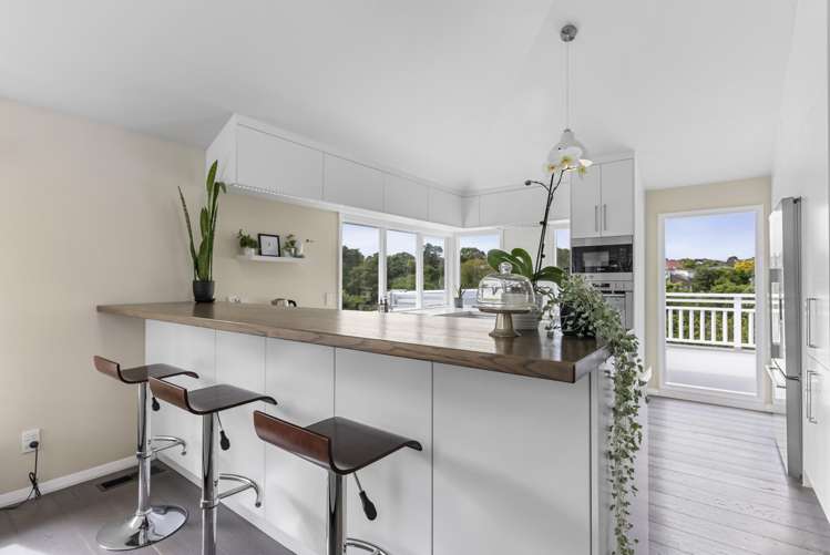 21 Simla Crescent Khandallah_15