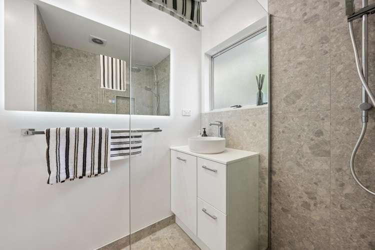 7A Lancelot Place Glenfield_11