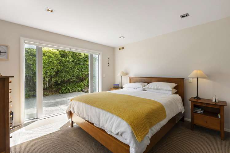 15 Pelorous Street Paparangi_15