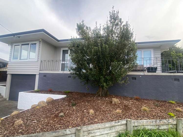 305 Upper Queen Street_0