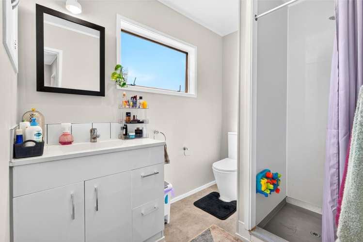 3 Huruhuru Road Massey_13