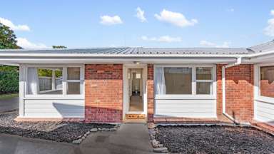 1&2/51 Felton Matthew Avenue_2