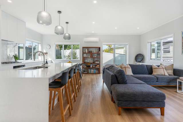 17A Roseneath Place Birkdale_4