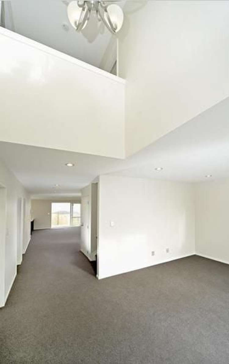 68 Keri Vista Rise Papakura_2