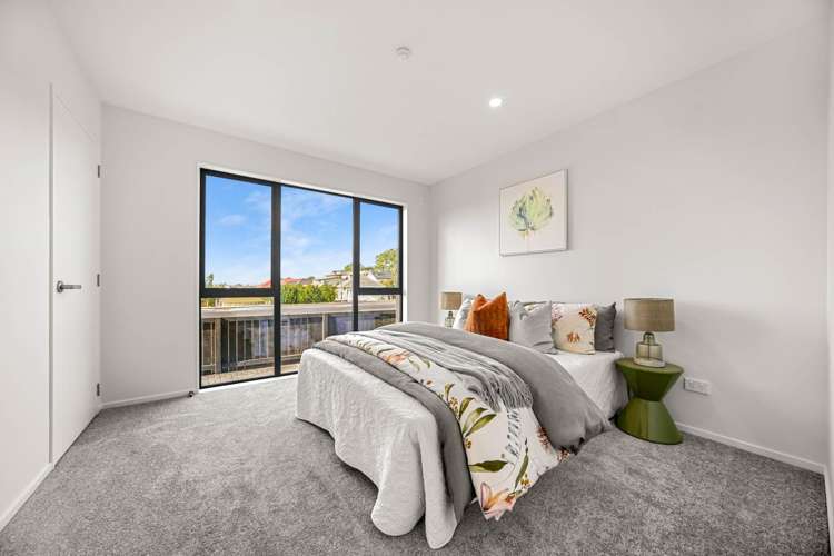 Lot 1&2/832 East Coast Road Oteha_18