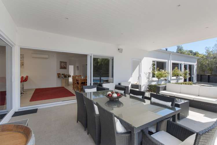 115 Kent Terrace Taradale_8